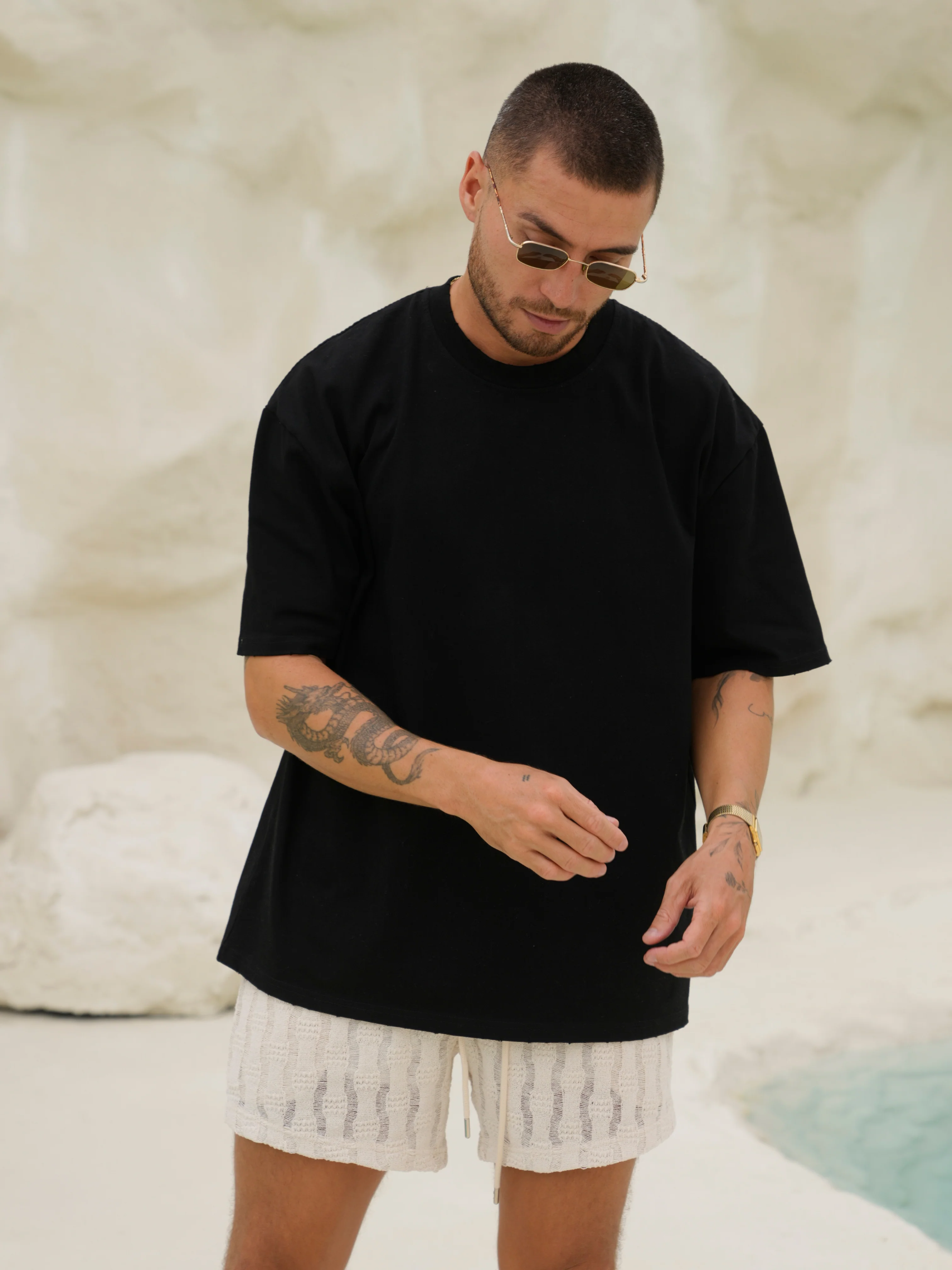 Cama T-Shirt - Black - Image 3